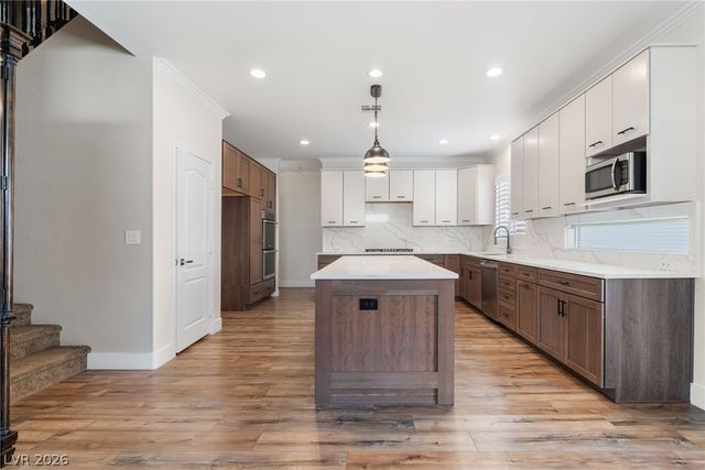 233 Leaf Bud Court, Henderson, NV 89074