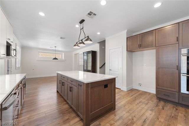233 Leaf Bud Court, Henderson, NV 89074