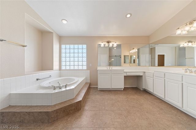 233 Leaf Bud Court, Henderson, NV 89074
