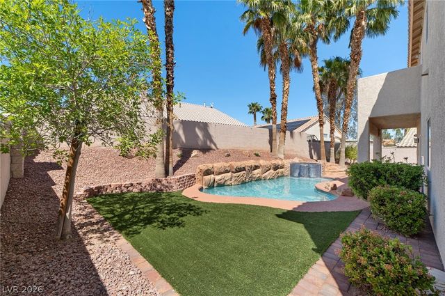 233 Leaf Bud Court, Henderson, NV 89074