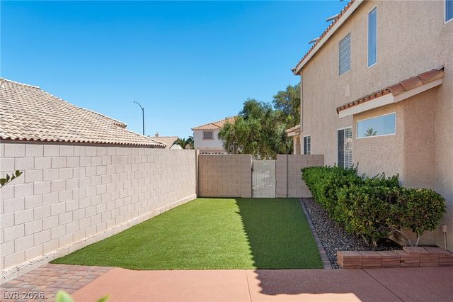 233 Leaf Bud Court, Henderson, NV 89074
