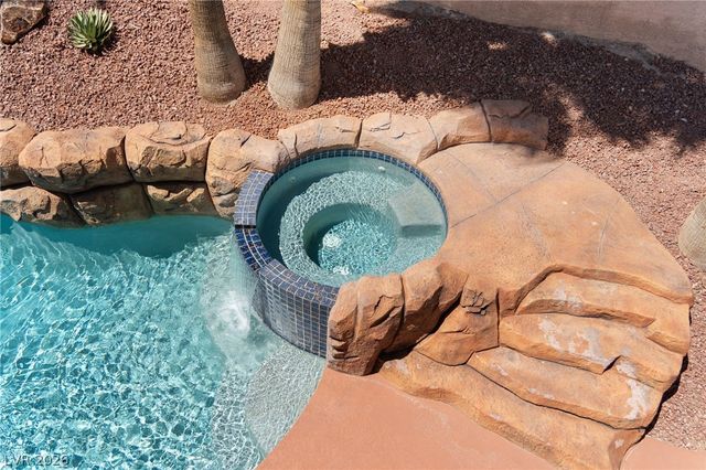 233 Leaf Bud Court, Henderson, NV 89074