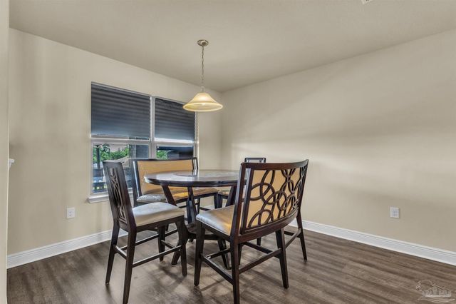 5573 Hannah St, Milton, FL 32570