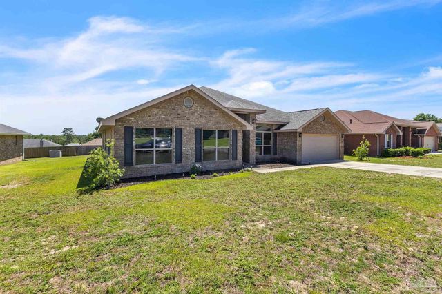 5573 Hannah St, Milton, FL 32570