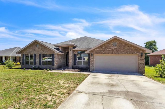 5573 Hannah St, Milton, FL 32570