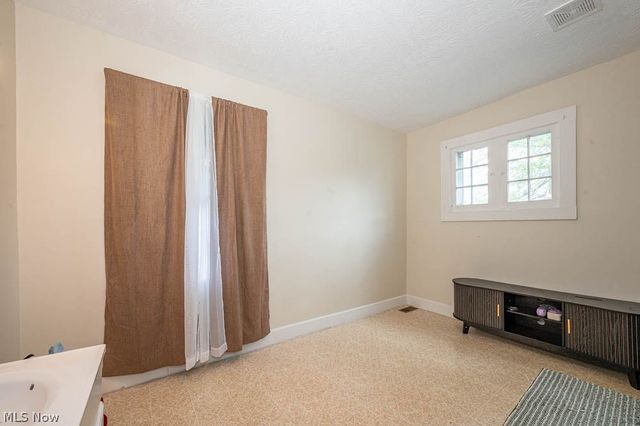 1005 S Freedom Avenue, Alliance, OH 44601