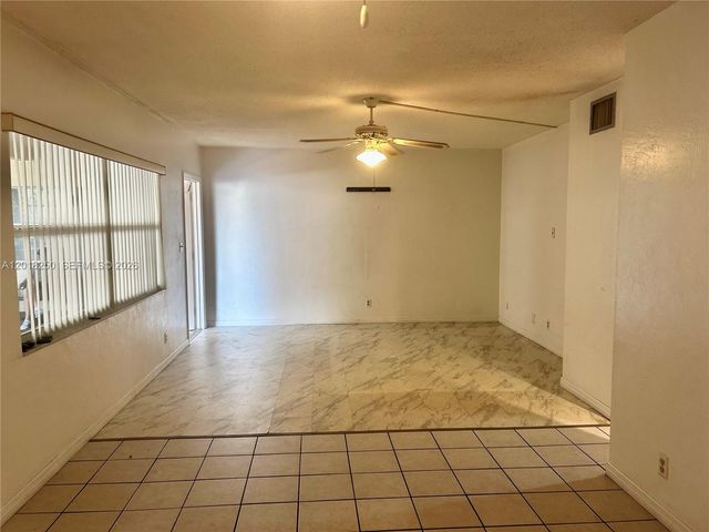 1958 Monroe St 209, Hollywood, FL 33020