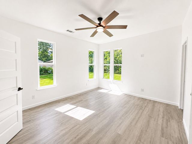 1010 Linden Street, La Marque, TX 77568