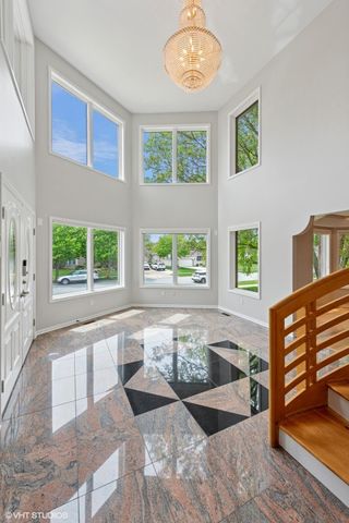 10327 Sandy Lane, Munster, IN 46321
