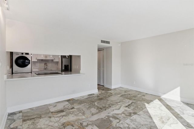 5820 N CHURCH AVENUE 340, Tampa, FL 33614