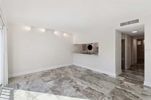 5820 N CHURCH AVENUE 340, Tampa, FL 33614