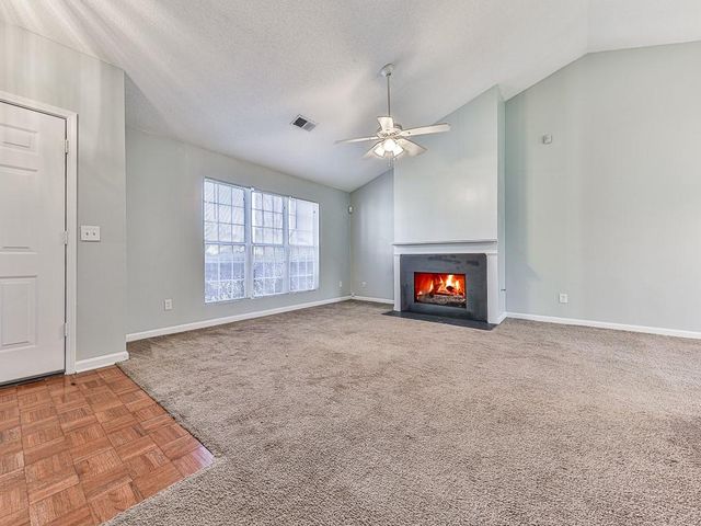 4375 Yellow Rose Drive, Austell, GA 30106