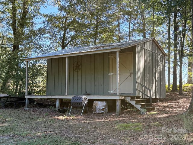 4592 NC 742 Highway S, Wadesboro, NC 28170