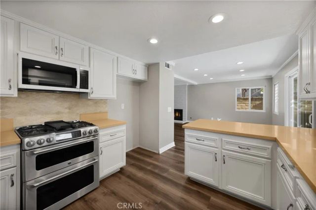 1 Country Wood Drive, Pomona, CA 91766