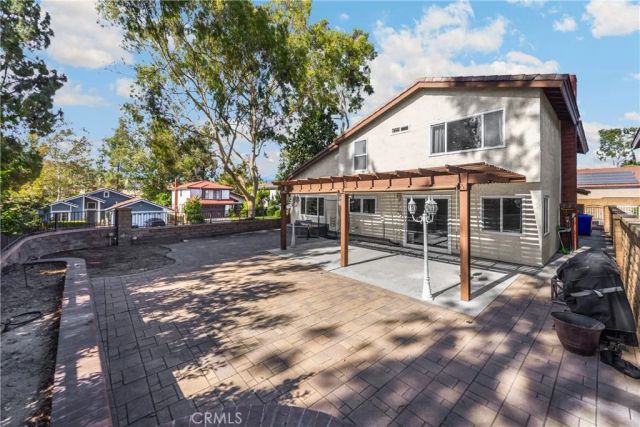 1 Country Wood Drive, Pomona, CA 91766