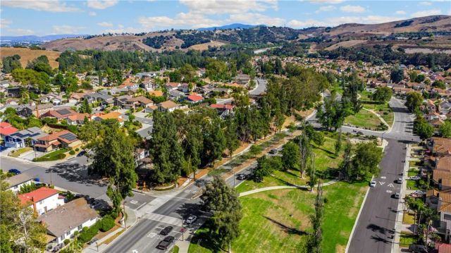 1 Country Wood Drive, Pomona, CA 91766
