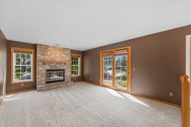 8020 Hidden Court, Chanhassen, MN 55317