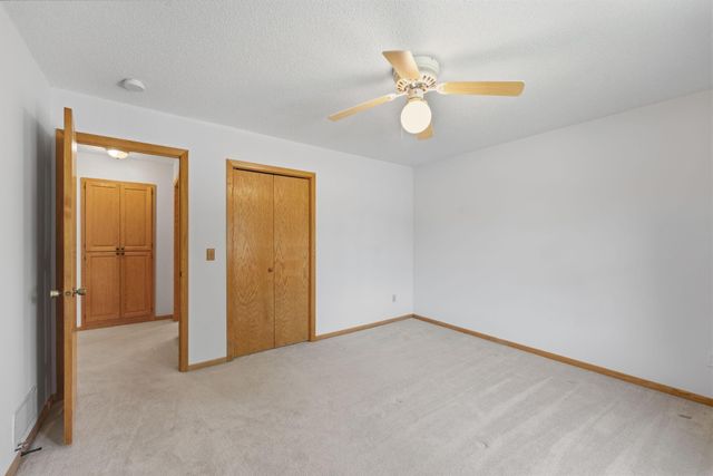 8020 Hidden Court, Chanhassen, MN 55317