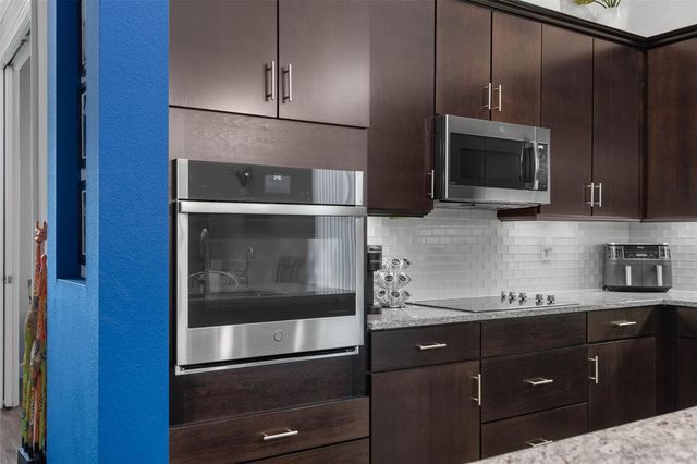 807 CREEKWOOD DRIVE, Ormond Beach, FL 32174