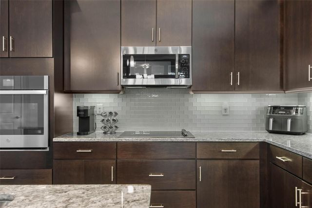 807 CREEKWOOD DRIVE, Ormond Beach, FL 32174