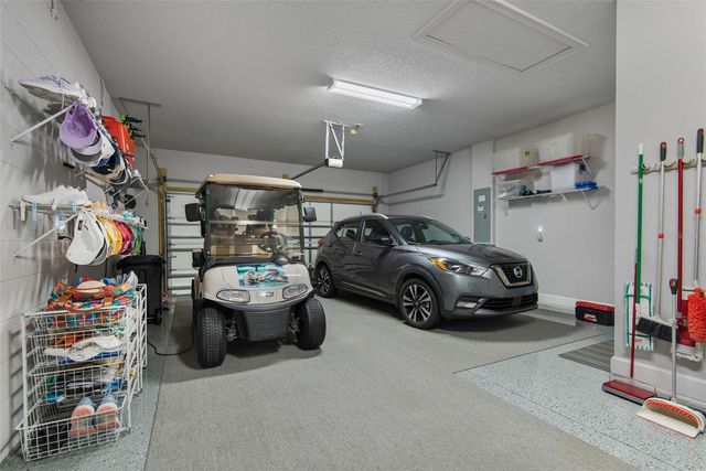 807 CREEKWOOD DRIVE, Ormond Beach, FL 32174