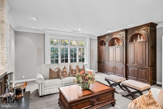 45 E RIDING DR, Cherry Hill, NJ 08003