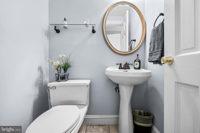 45 E RIDING DR, Cherry Hill, NJ 08003