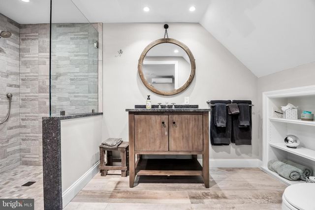 45 E RIDING DR, Cherry Hill, NJ 08003