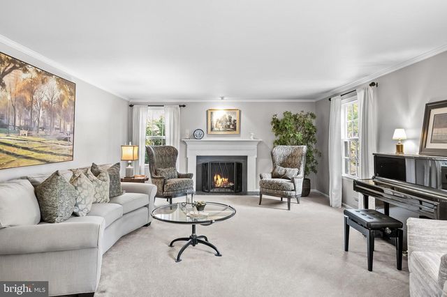 45 E RIDING DR, Cherry Hill, NJ 08003