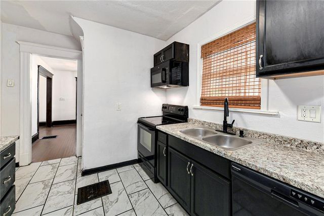 3515 Woodland Avenue, Kansas City, MO 64109