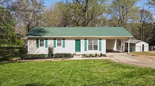 5638 Nacoochee Street, Lula, GA 30554