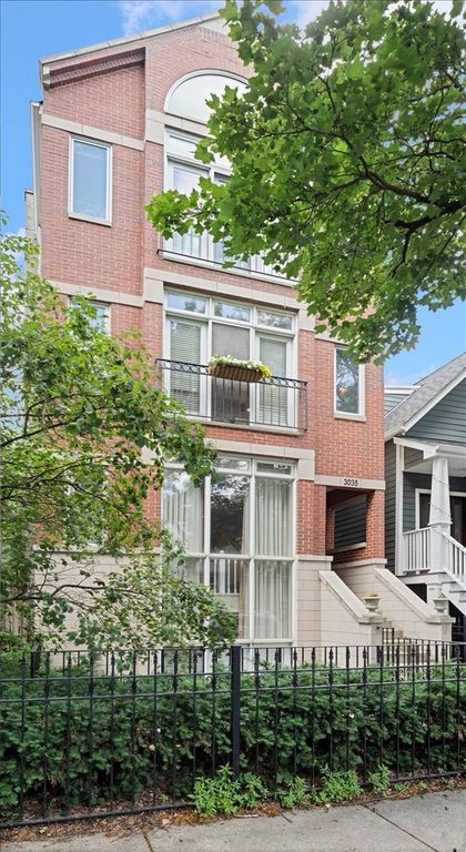 3035 N SEMINARY Avenue 2, Chicago, IL 60657 — exterior