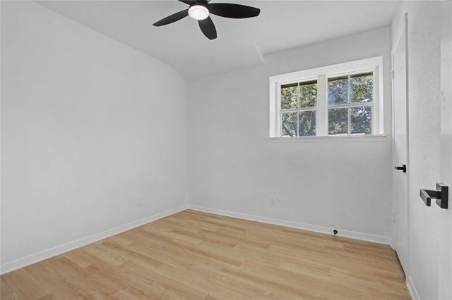 1938 Barnsley Lane, Houston, TX 77088