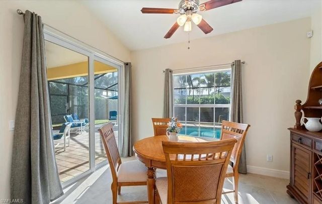 732 7th AVE N, Naples, FL 34102