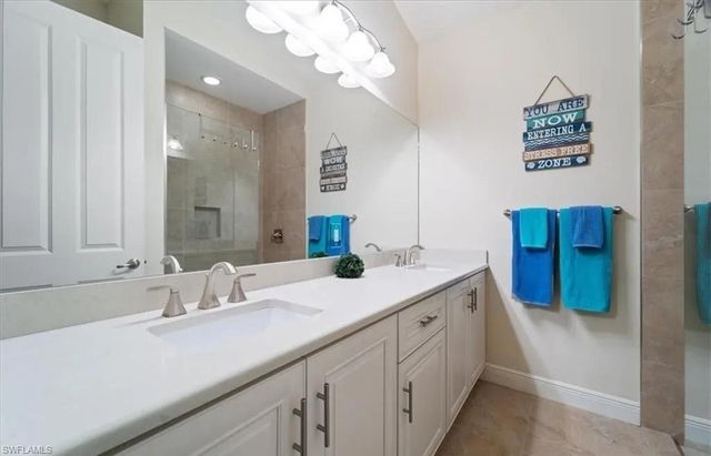 732 7th AVE N, Naples, FL 34102