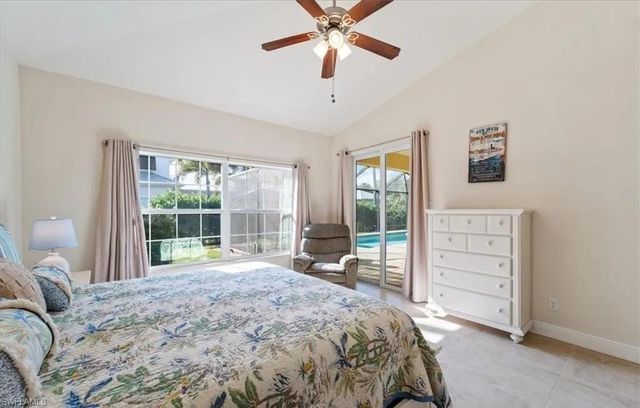 732 7th AVE N, Naples, FL 34102