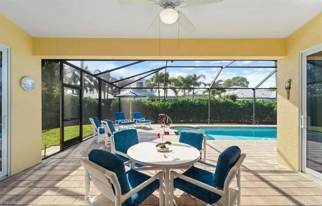 732 7th AVE N, Naples, FL 34102