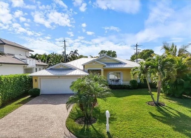 732 7th AVE N, Naples, FL 34102