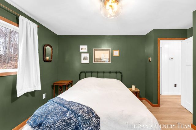 4050 W Orchard Drive, Hart Twp, MI 49420