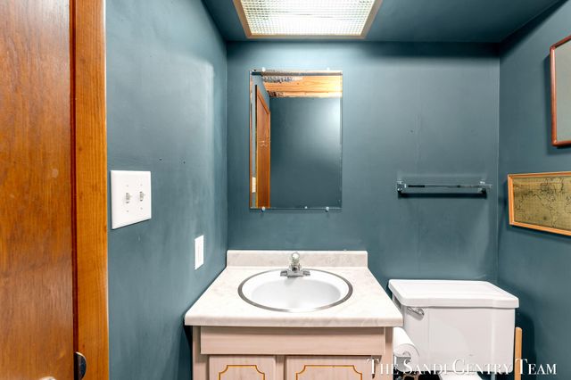 4050 W Orchard Drive, Hart Twp, MI 49420