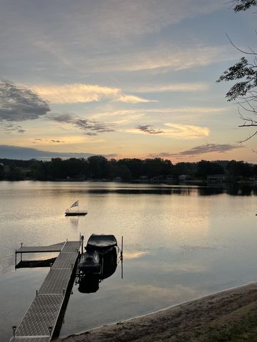 4050 W Orchard Drive, Hart Twp, MI 49420