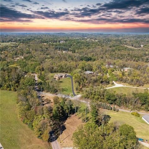 4251 Hilty Road, Murrysville, PA 15632