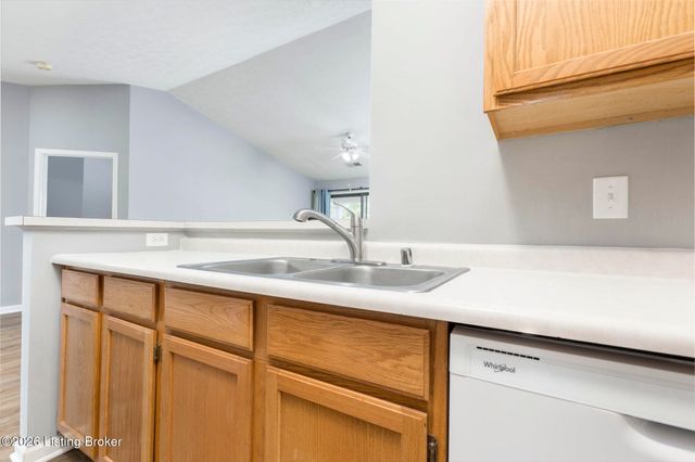 410 Ethridge Ave 207, Louisville, KY 40223