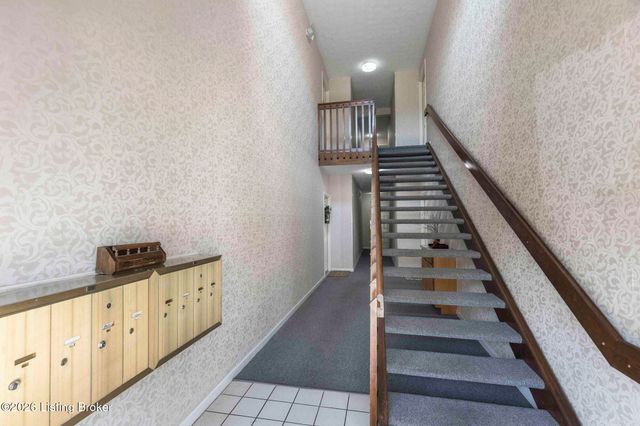 410 Ethridge Ave 207, Louisville, KY 40223