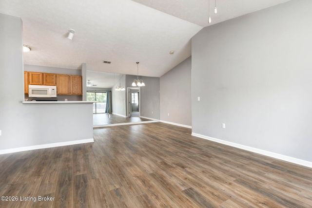 410 Ethridge Ave 207, Louisville, KY 40223