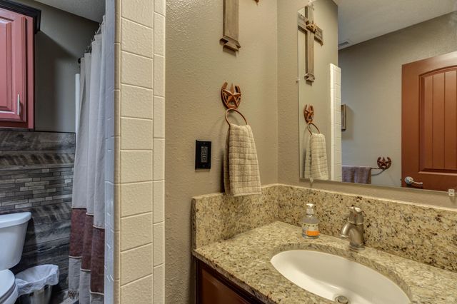 7913 N F M 1264, Lubbock, TX 79415