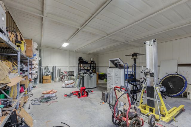 7913 N F M 1264, Lubbock, TX 79415