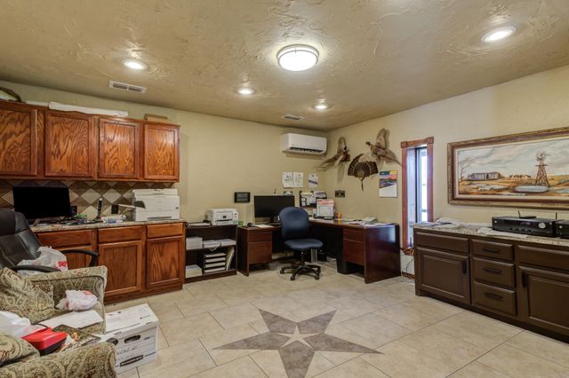 7913 N F M 1264, Lubbock, TX 79415