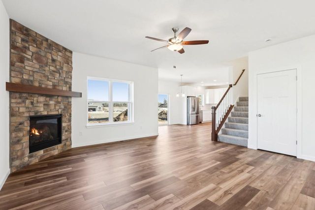 1286 Olde Highlander DRIVE, Oconomowoc, WI 53066