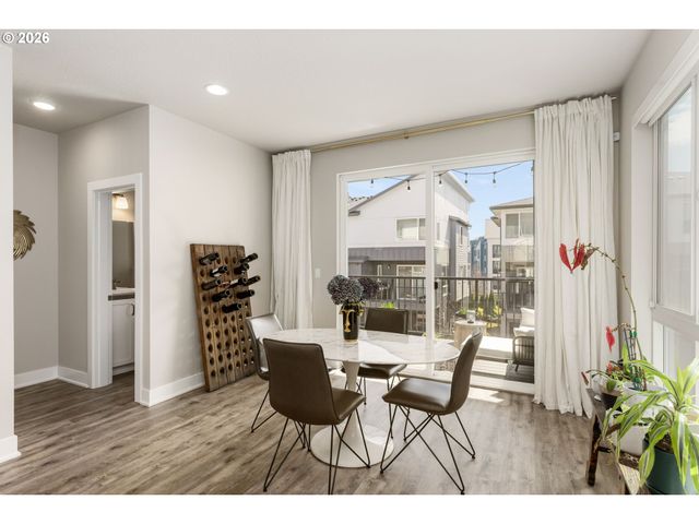 17312 Sw KITE Ln, Beaverton, OR 97007